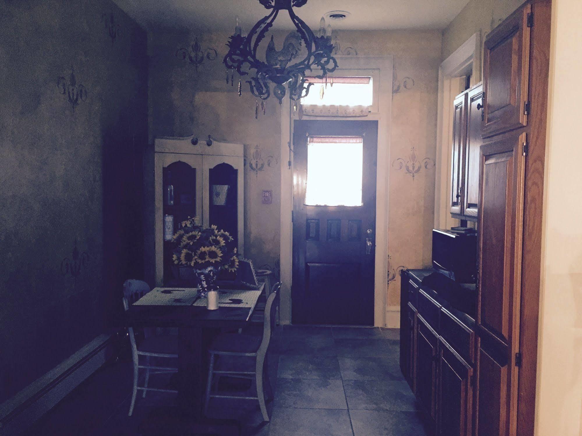 Grace Manor Bed And Breakfast Йорк Екстериор снимка
